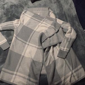 Plaid oversized sweater